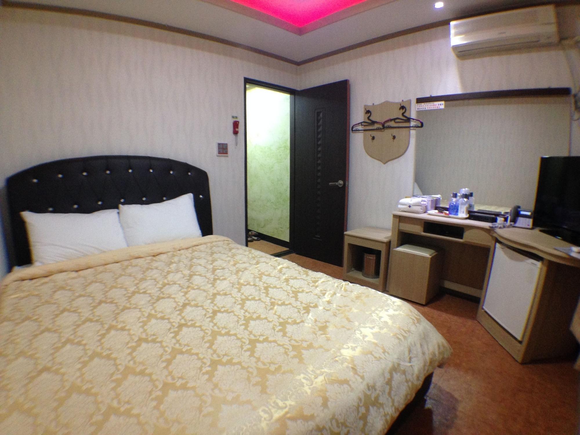 水安堡塞班温泉汽车旅馆 忠州市 外观 照片
