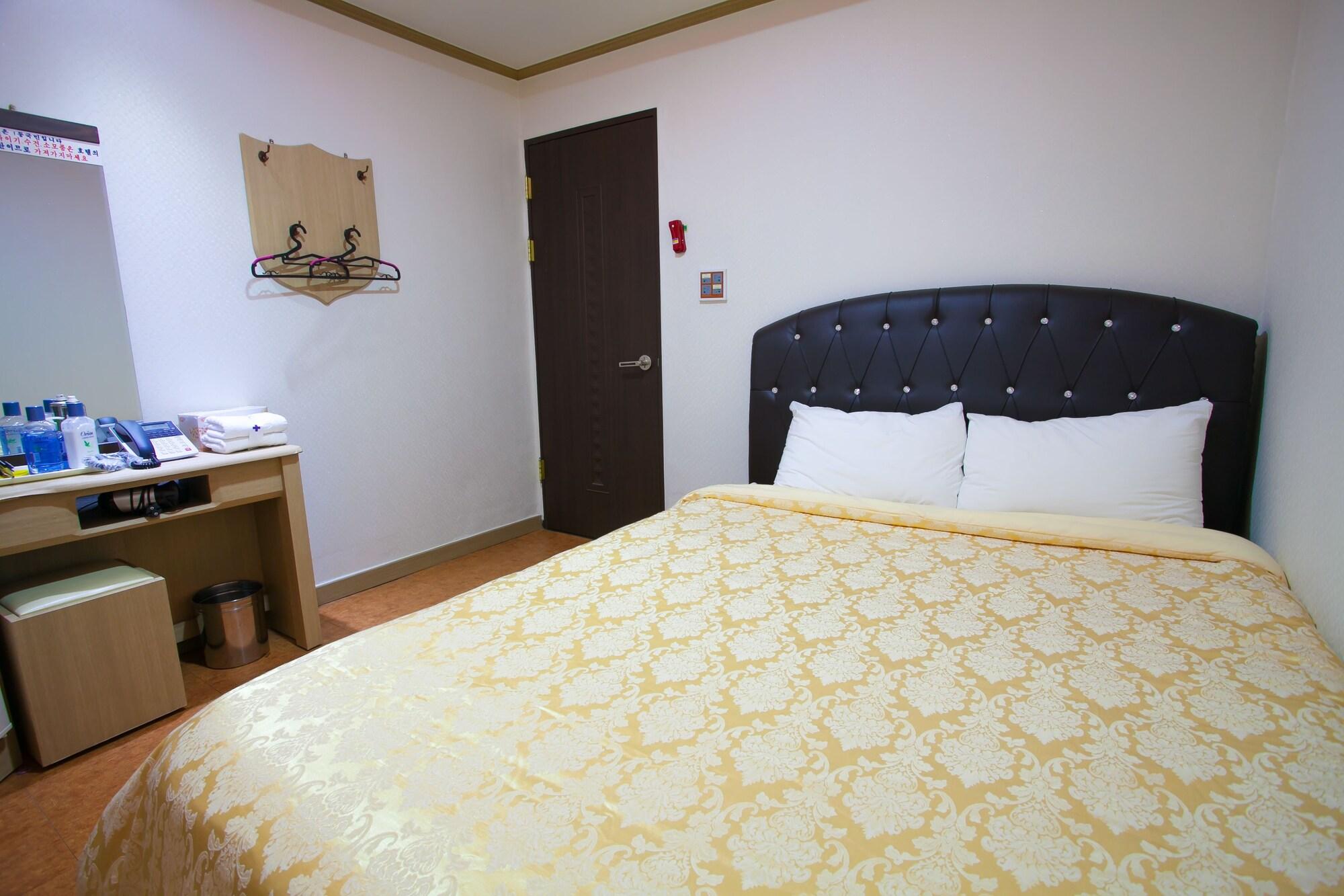 水安堡塞班温泉汽车旅馆 忠州市 外观 照片